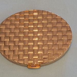 VINTAGE IN THE ORIGINAL DOST BAG MAJESTIC NEW YORK  FIFTH AVENUE  COMPACT